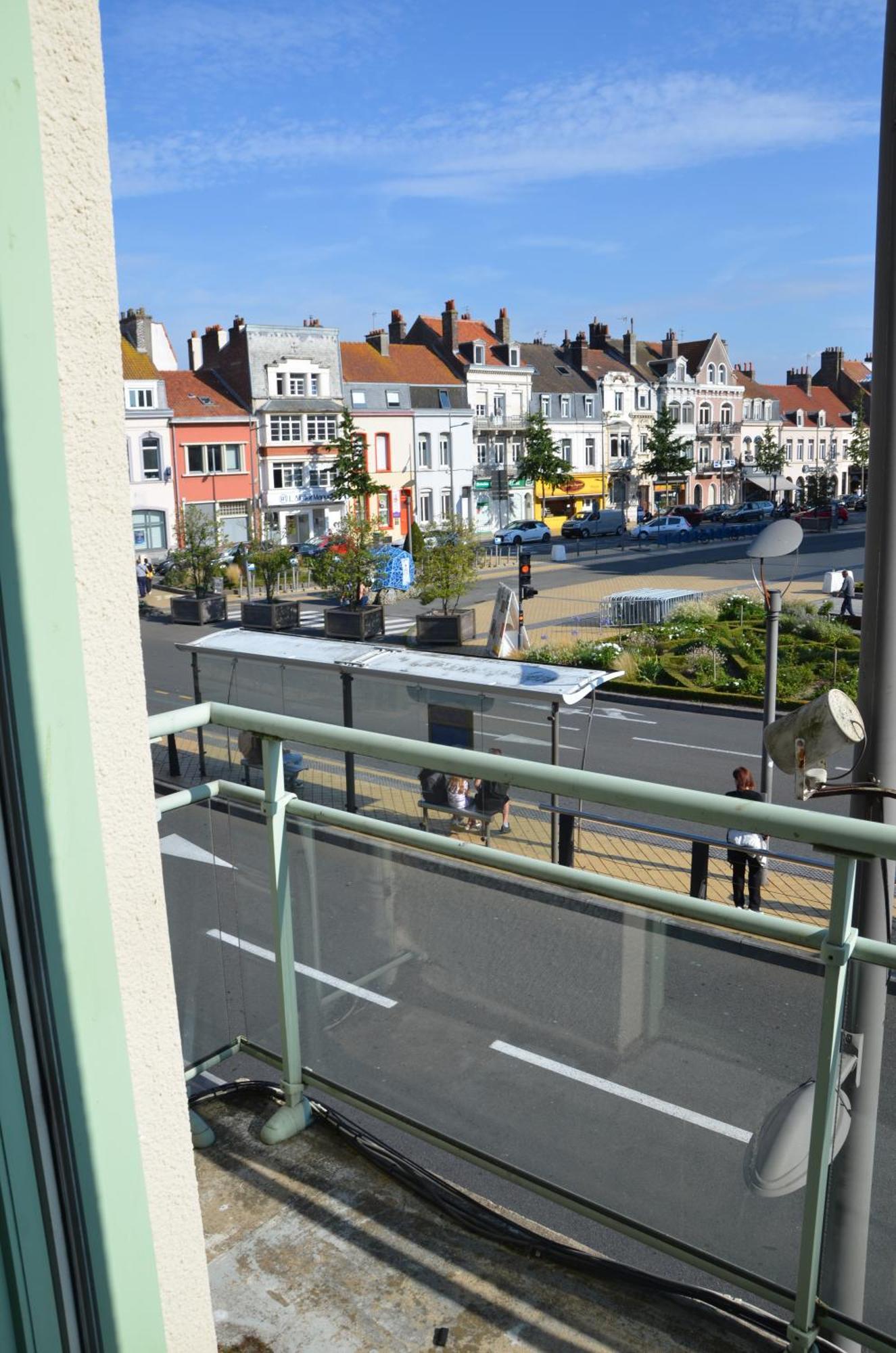 Apartmán Le Gambetta Theatre De Calais Exteriér fotografie